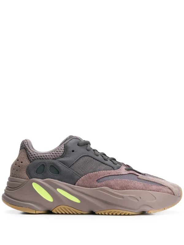 Adidas Yeezy 700 Mauve