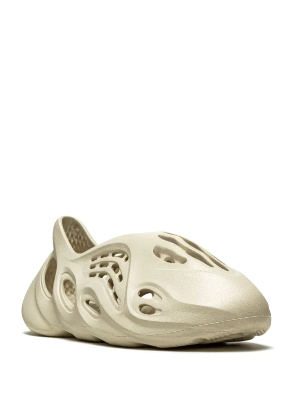 Adidas Yeezy Foam Runner Sand - Image 2