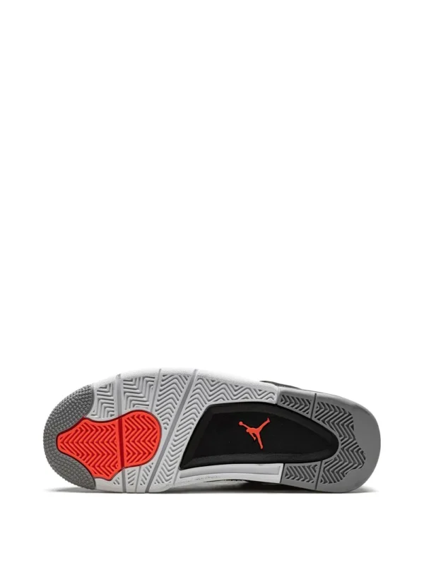 Air Jordan 4 Retro - Image 4