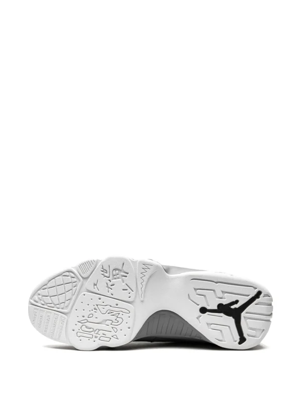 Air Jordan 9 Retro Particle Grey - Image 4