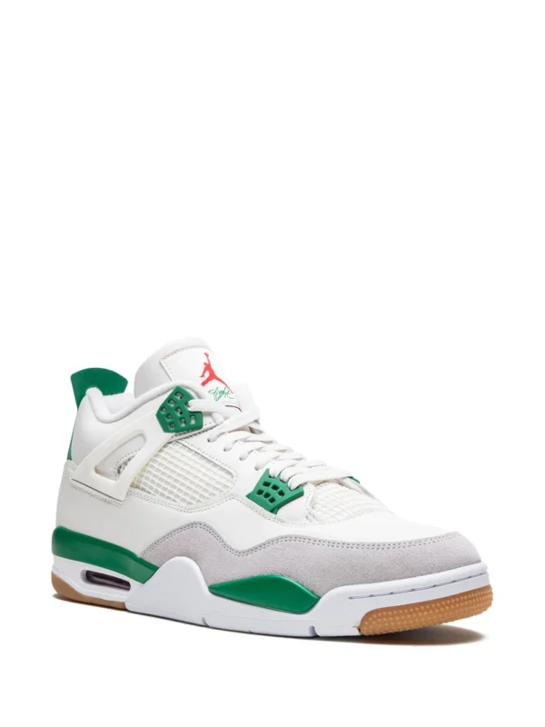 Air Jordan 4 SB Pine Green - Image 2