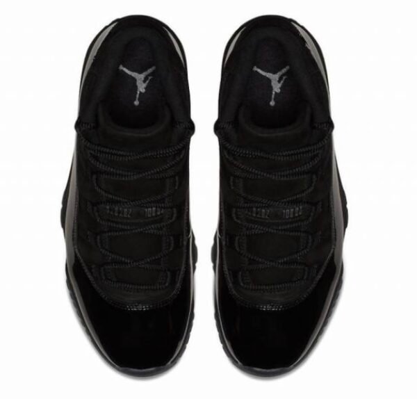 Air Jordan 11 Retro Cap and Gown - Image 3